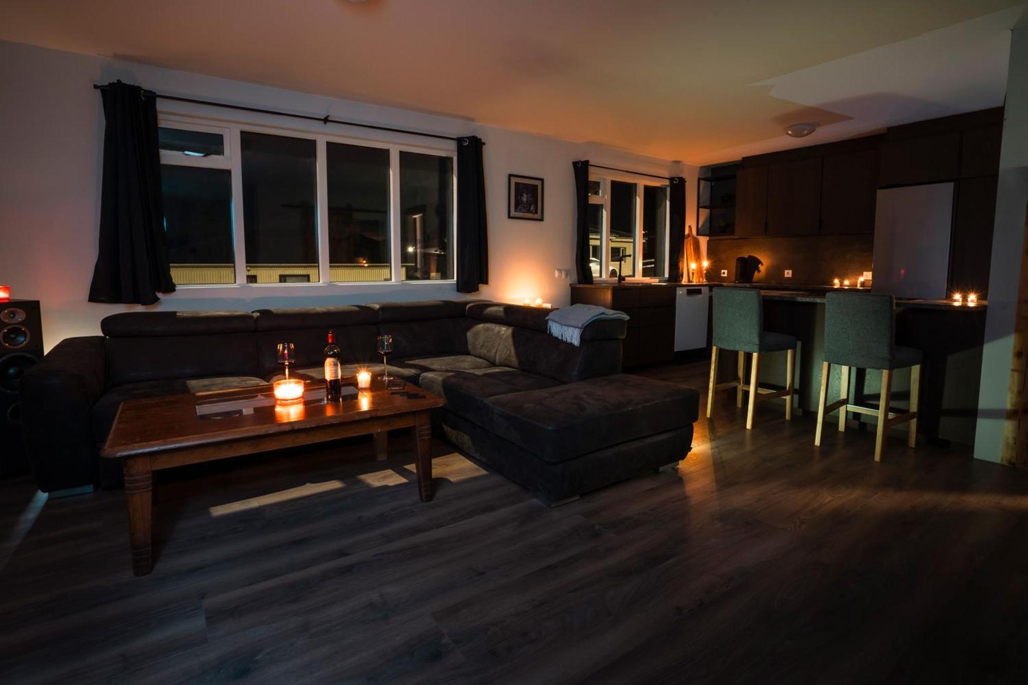Black Pearl Olafsvik Room photo